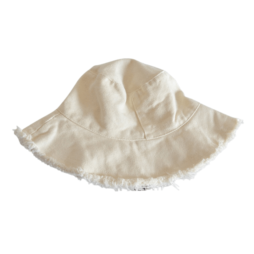 White frayed bucket hat