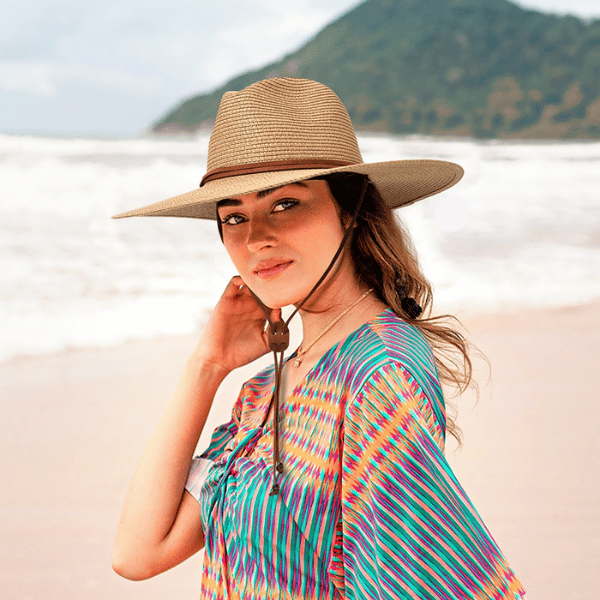 girl wearing sun hat